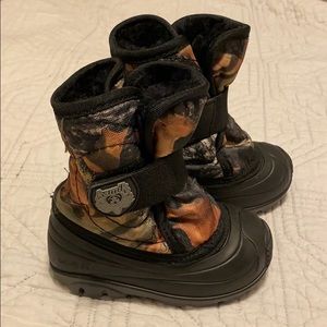 Kamik snow boots